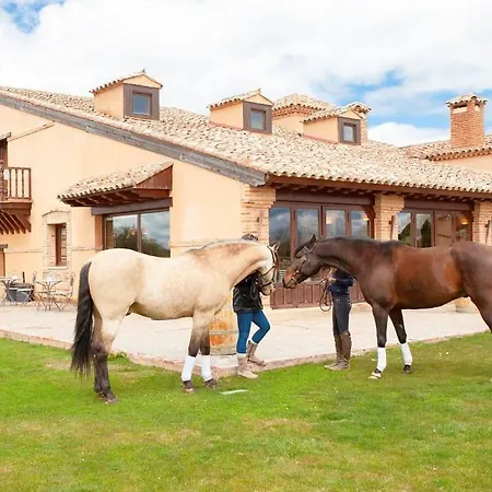 Vinas Pinilla بيت للعطل